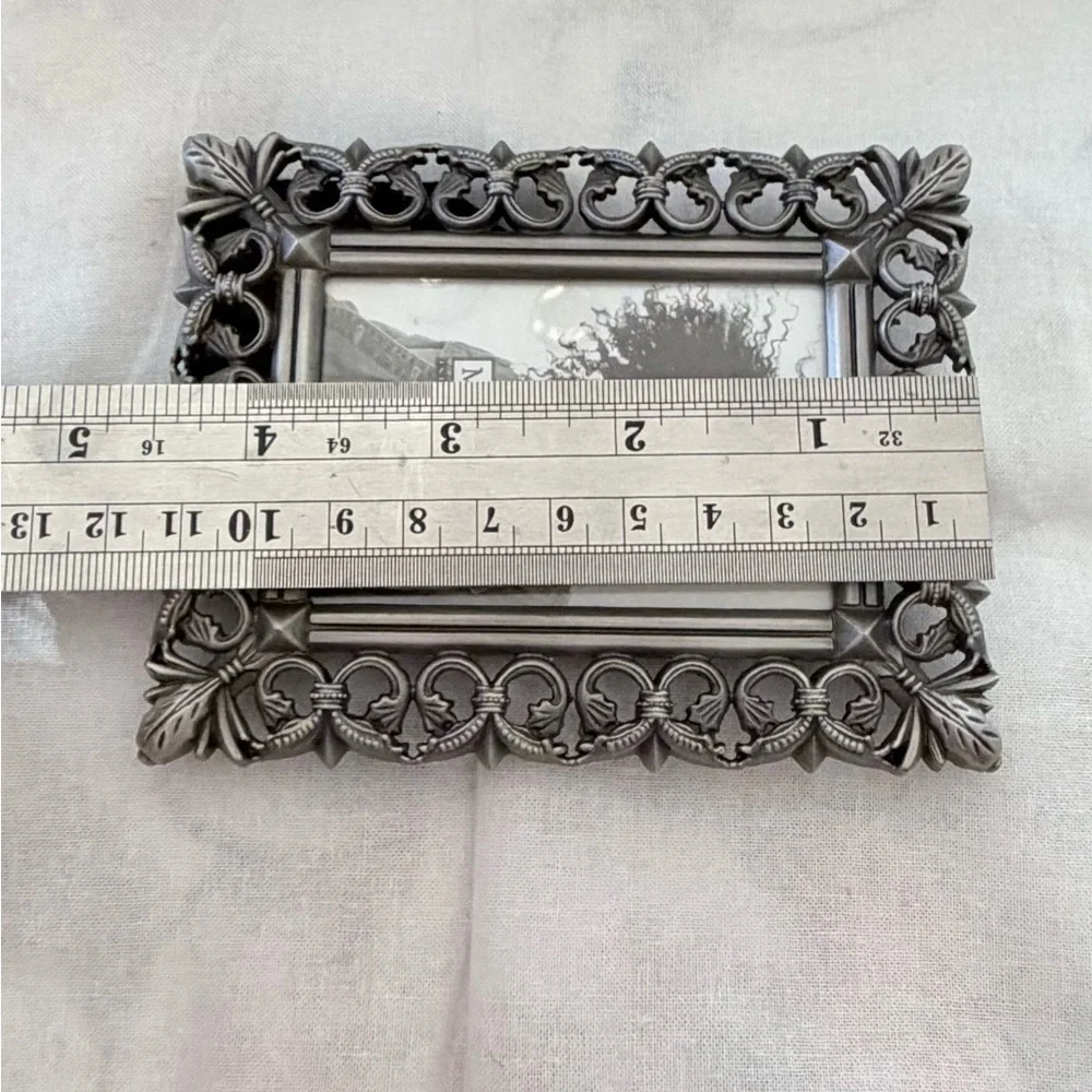 Malden Decorative silver ornate Photo Frame 2”x3” photo